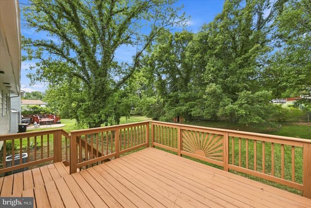 9309 CROSS BOW RD, Fort Washington, MD 20744