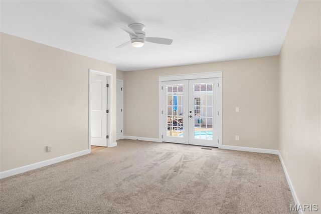 11 Rue Grand Drive, Lake St Louis, MO 63367