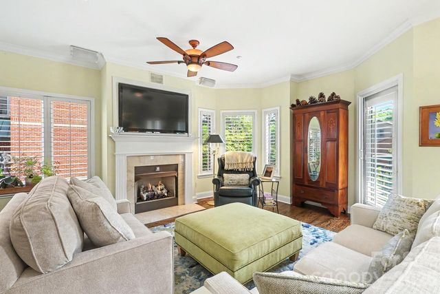 401 N Church Street 208, Charlotte, NC 28202