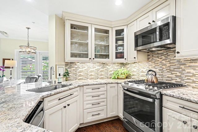 401 N Church Street 208, Charlotte, NC 28202
