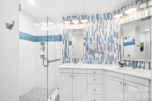 401 N Church Street 208, Charlotte, NC 28202