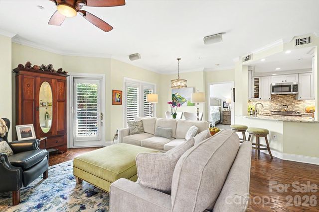 401 N Church Street 208, Charlotte, NC 28202