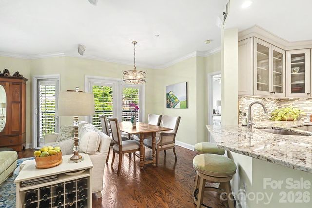 401 N Church Street 208, Charlotte, NC 28202