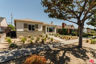 5910 S Kings Road, Los Angeles, CA 90056