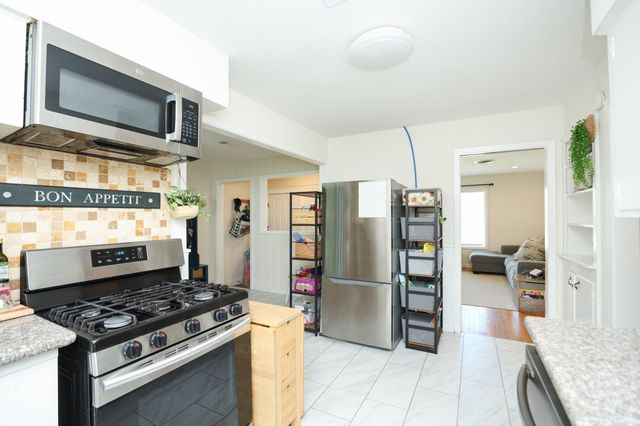 206 Irene Street, Deer Park, TX 77536