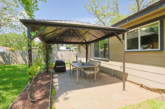 206 Irene Street, Deer Park, TX 77536