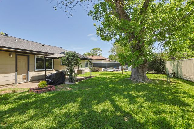 206 Irene Street, Deer Park, TX 77536