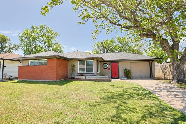 206 Irene Street, Deer Park, TX 77536