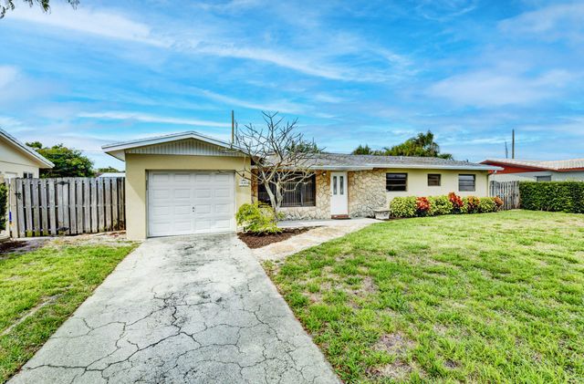 4163 NW 2nd Court, Boca Raton, FL 33431