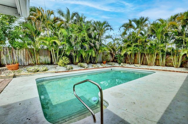 4163 NW 2nd Court, Boca Raton, FL 33431