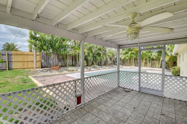 4163 NW 2nd Court, Boca Raton, FL 33431