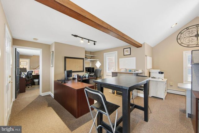 4024 W CHESTER PIKE, Newtown Square, PA 19073
