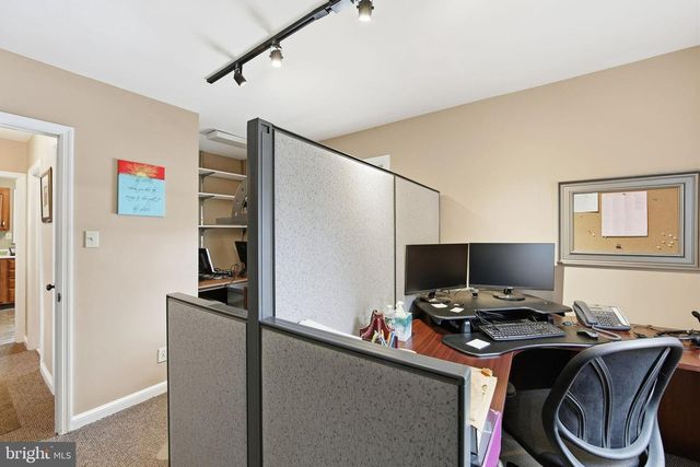 4024 W CHESTER PIKE, Newtown Square, PA 19073