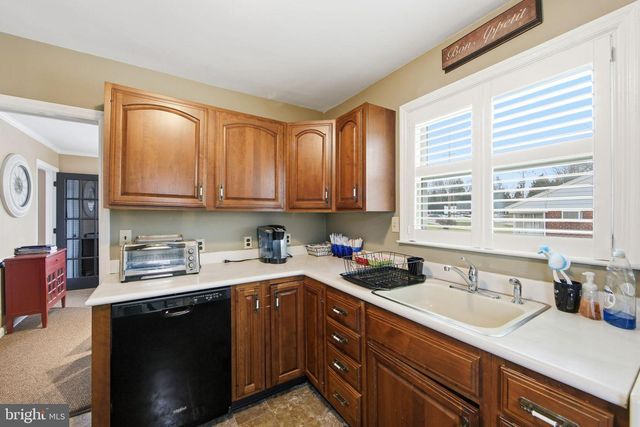 4024 W CHESTER PIKE, Newtown Square, PA 19073