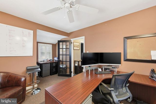 4024 W CHESTER PIKE, Newtown Square, PA 19073
