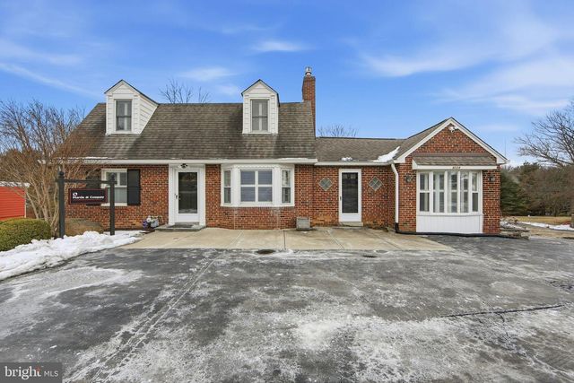 4024 W CHESTER PIKE, Newtown Square, PA 19073