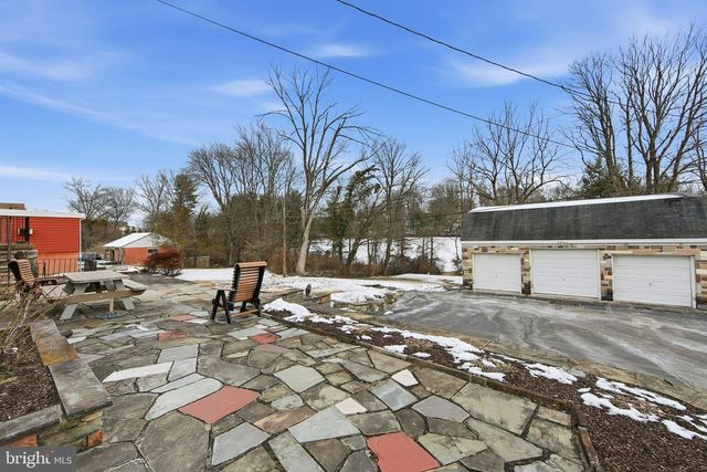4024 W CHESTER PIKE, Newtown Square, PA 19073