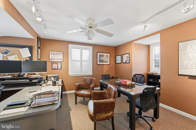 4024 W CHESTER PIKE, Newtown Square, PA 19073