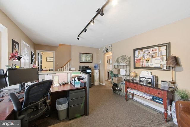 4024 W CHESTER PIKE, Newtown Square, PA 19073