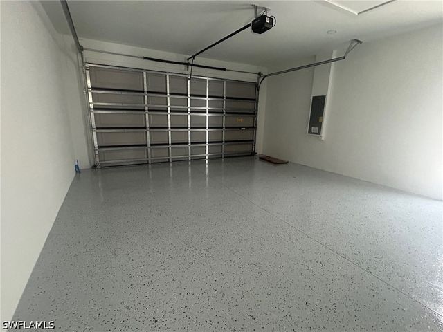 2894 43rd AVE NE, Naples, FL 34120