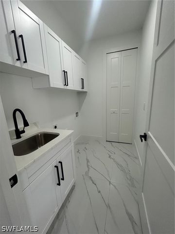 2894 43rd AVE NE, Naples, FL 34120