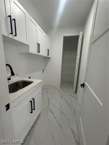 2894 43rd AVE NE, Naples, FL 34120