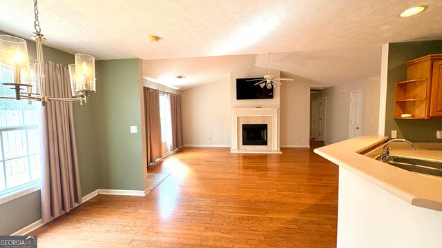 112 Foxdale Drive, Lagrange, GA 30240