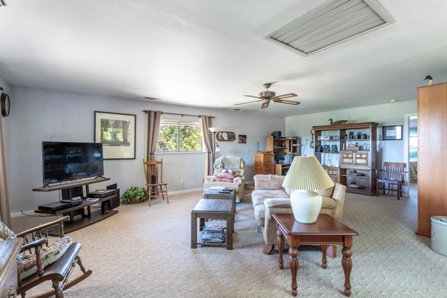 1350 2nd Street, Anderson, CA 96007