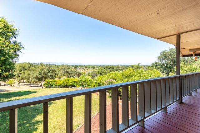 1350 2nd Street, Anderson, CA 96007