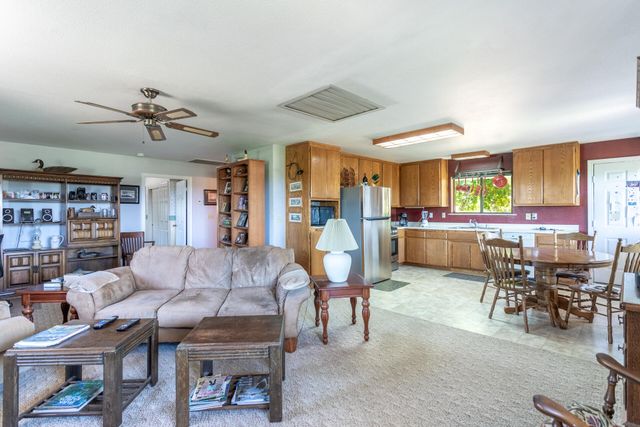 1350 2nd Street, Anderson, CA 96007