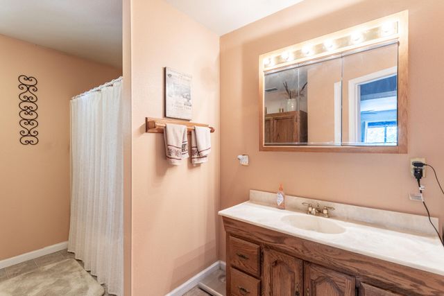 1350 2nd Street, Anderson, CA 96007