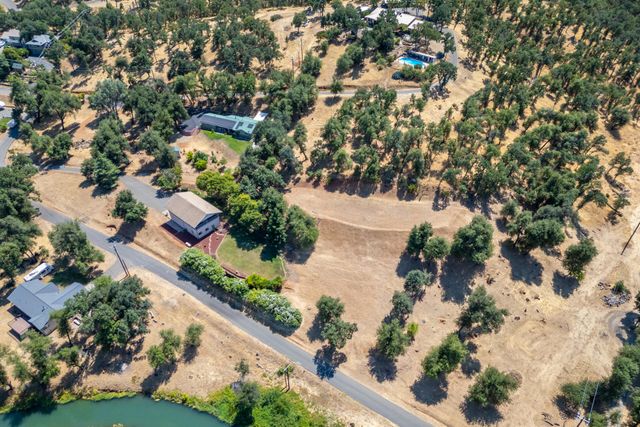 1350 2nd Street, Anderson, CA 96007