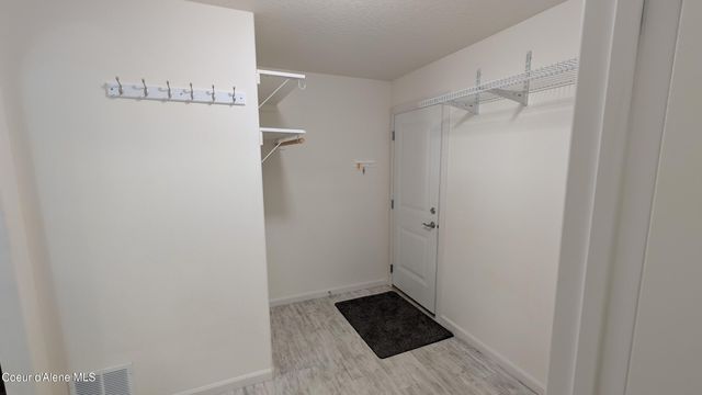 8683 N Salmonberry LOOP, Hayden, ID 83835