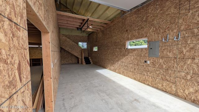 8683 N Salmonberry LOOP, Hayden, ID 83835