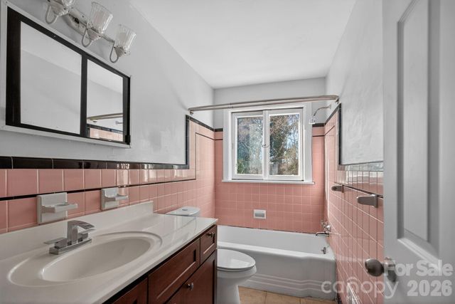 1624 Brentwood Drive, Newton, NC 28658