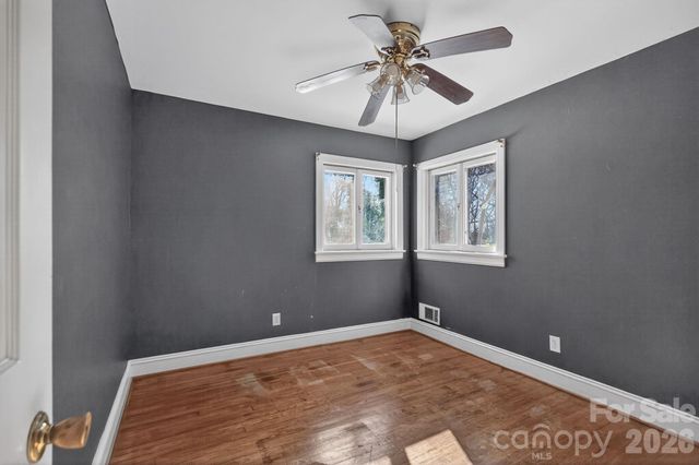 1624 Brentwood Drive, Newton, NC 28658