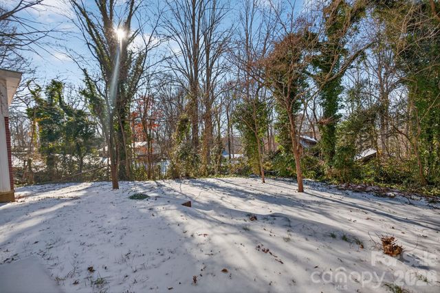 1624 Brentwood Drive, Newton, NC 28658