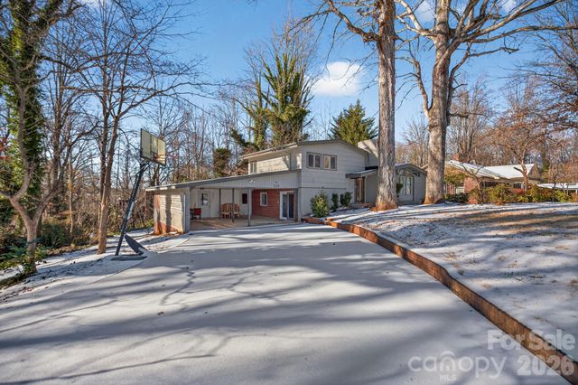 1624 Brentwood Drive, Newton, NC 28658