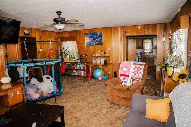 2617 N North Boulevard, Parsons, KS 67357