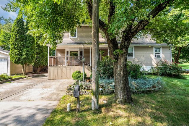 9 Mason Avenue, East Brunswick, NJ 08816