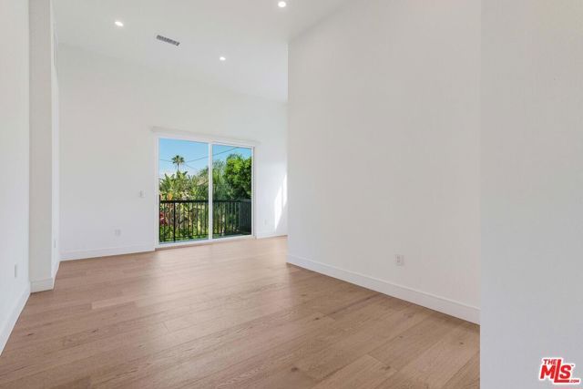 5110 Garden Grove Avenue, Tarzana (los Angeles), CA 91356