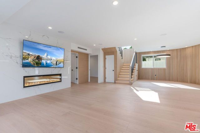 5110 Garden Grove Avenue, Tarzana (los Angeles), CA 91356