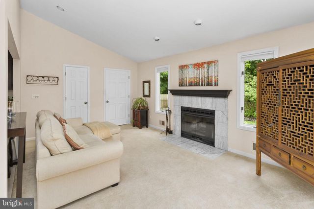 227 JEREMIAH AVE, Hamilton, NJ 08610