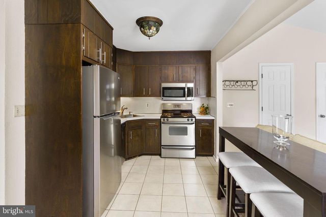 227 JEREMIAH AVE, Hamilton, NJ 08610