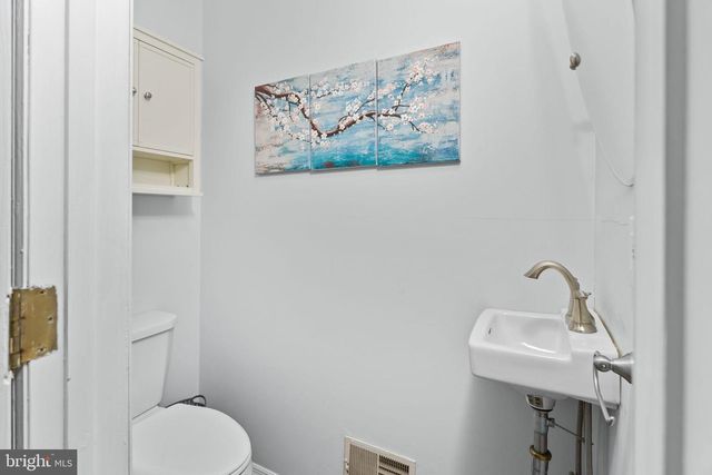 227 JEREMIAH AVE, Hamilton, NJ 08610