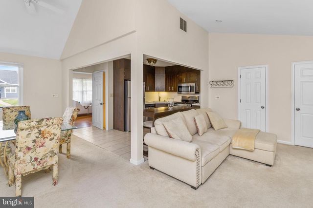 227 JEREMIAH AVE, Hamilton, NJ 08610