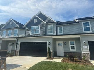 207 Oakdale Forest Court Lot 7, Jamestown, NC 27282