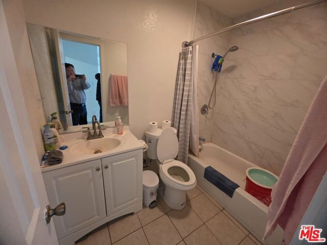 27003 Waalew Road, Apple Valley, CA 92307