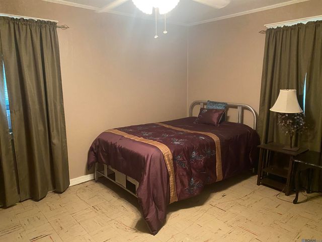 13557 W Leon St, Gonzales, LA 70737