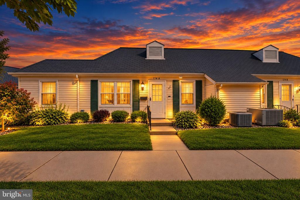 174-A PORTLAND LN #174A, MONROE TOWNSHIP, NJ 08831 — exterior